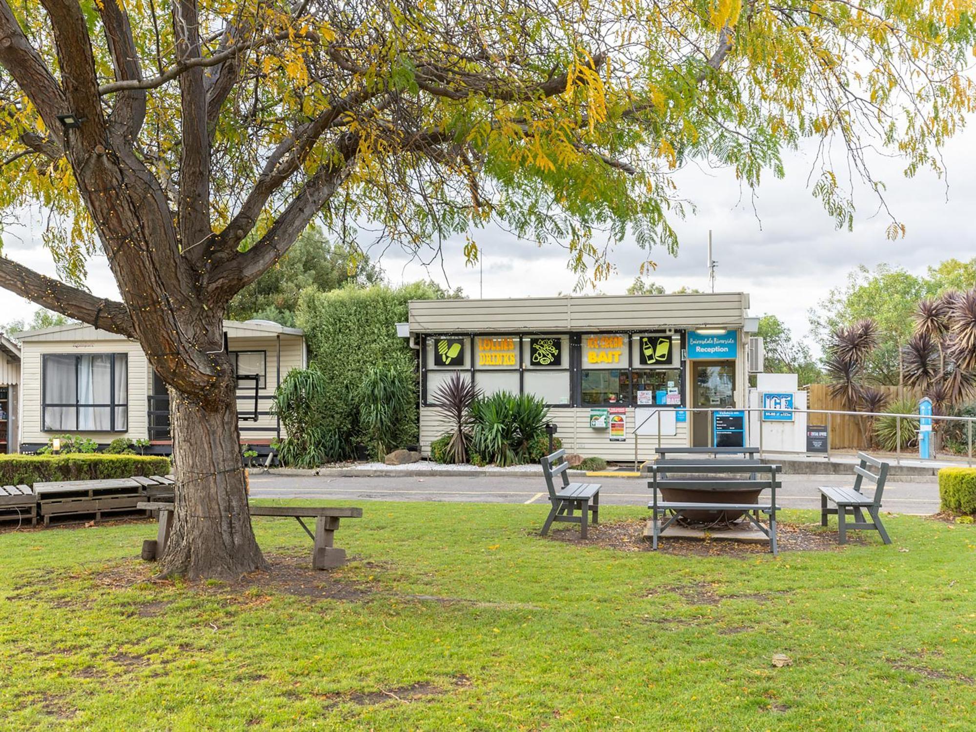 NRMA Bairnsdale Riverside Holiday Park Dış mekan fotoğraf